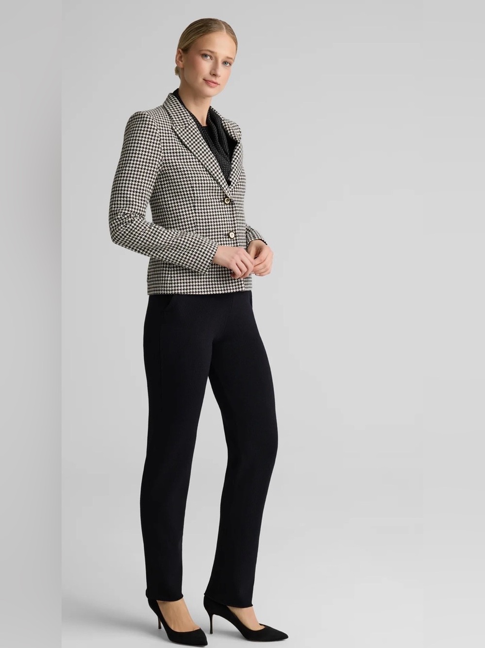 St. John Black High Rise Straight-Leg Knit Pants 8